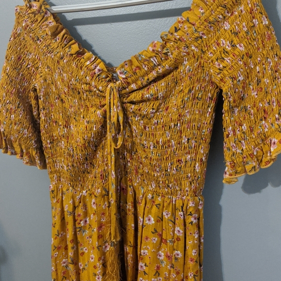 Tobi Floral Dress - Picture 6 of 8